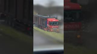 УНІКАЛЬНЕ ВІДЕО! ТАК ПОЧИНАЛАСЯ ОПЕРАЦІЯ СБУ "ПАВУТИНА" - ТА САМА ФУРА З БУДИНОЧКАМИ І ДРОНАМИ!