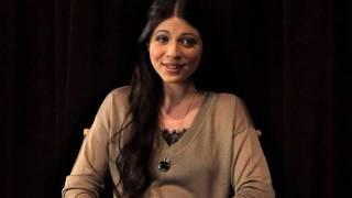 BBM CHALLENGE - GRAND PRIZE WINNER MICHELLE TRACHTENBERG