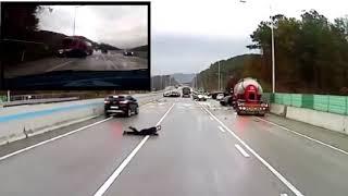 Huge accident on a South Korean Highway due to ice road