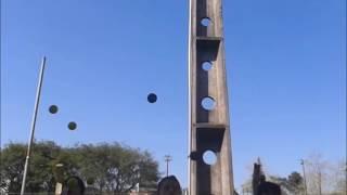 Victor Simon (clubs&balls) Juggling #3