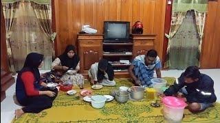 BUKA BERSAMA ANAK, CUCU, DAN MANTU