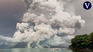 La espectacular erupción del volcán de Ruang en Indonesia