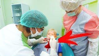 Vlog How to pull out a tooth of milk GUST A dentist and the first tooth