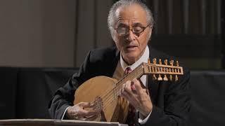 Hopkinson Smith plays Italian and French Lute music