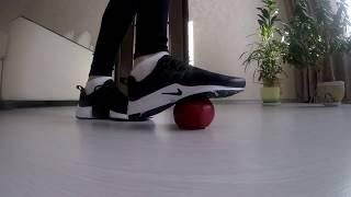 Nike Crush Apple (Helga Li)