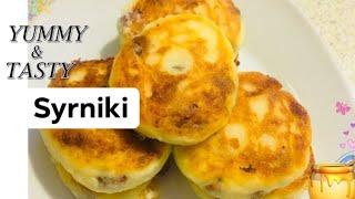 Syrniki Сырники | Russian Quark (Cottage Cheese) Pancakes Recipe