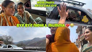 Nidhi Aur Mummy Gye Ghumne Mere Bina