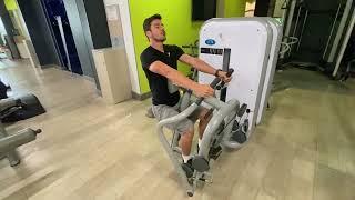 Explication tirage horizontal TECHNOGYM - MUSCULATION