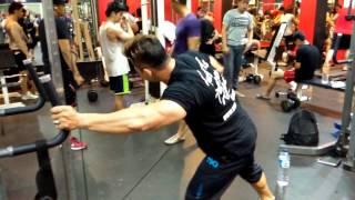 Heri Yakuza Tricep Workout