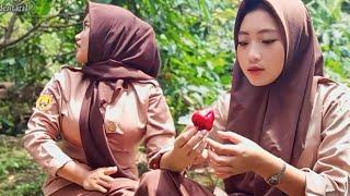 TIDAK DI SENGAJA KETEMU AYU GADIS MONTOK BARU PULANG DARI SEKOLAH