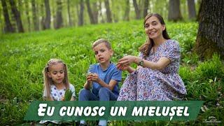 Eu cunosc un mielusel | Familia Lucaci [Official Video]