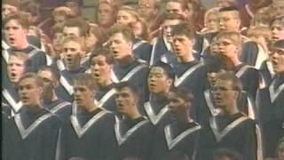 St. Olaf Viking Chorus - O Holy Child