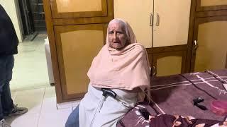 Dadi pote ko kitne sare paise de rahi hai#vlog #funny