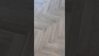 УКЛАДКА ПАРКЕТА «ЁЛОЧКОЙ»