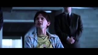 DJ Qualls vs Stanley Tucci - The Core [2003]