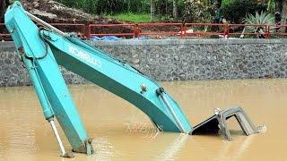 Excavator Stuck Kobelco SK200 End of Recovery