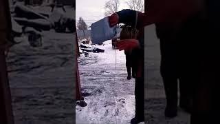 Идеальное масло для зимних вечеров #спецтехника #авто #автосервис #ремонт #обзор #экскаватор