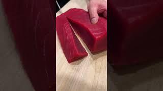 【Look At This Beautiful Maguro】Bluefin Tuna Nigiri #shorts #sushi #chefhiro #japan