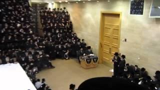 EXCLUSIVE VIDEO - Belz Rebbe 1st night Chanukah 5775 (2014) 11 of 15