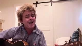 GREEN DAY: 'Suzie Chapstick' [Acoustic Studio Version]