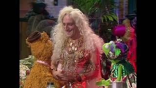 The Muppet Show - 518: Marty Feldman - Backstage #1 (1981)