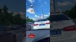 Сотрудники ДПС НЕ ВЫДЕРЖАЛИ И ПСИХАНУЛИ НА МКАДЕ! #shorts #дпс