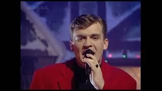 Undercover  -  Baker Street  (Studio, TOTP)