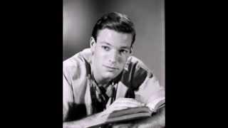 Richard Chamberlain sings "Three Stars will Shine Tonight" ("Dr.Kildare" photos)