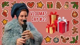 ΒΓΗΚΑ ΜΕ ΤΗΝ ΠΕΤΣΕΤΑ ΣΤΟ ΚΕΦΑΛΙ & SECRET SANTA • VLOGMAS DAY #23