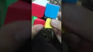 Rubik's cube on beat