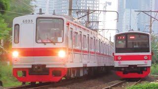 Kumpulan Kereta Api KRL Commuter Line TERBARU di Perlintasan Kereta Stasiun Pondok Cina DEPOK