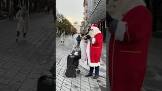 Прогулка с Natalex/272: кавер на Last Christmas - бессмертный хит Wham! - звучит в #kaunas.