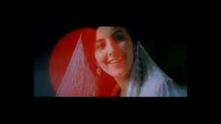 Muthuchippi - Thattathin Marayathu Song - Full Quality - 2012