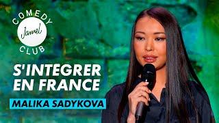 MALIKA SADYKOVA - S'INTÉGRER EN FRANCE - JAMEL COMEDY CLUB - SAISON 12 (2023)