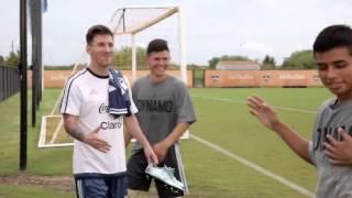 Lionel Messi making lucky fans happy in the USA ●
