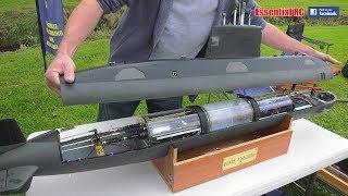 HOW DO RADIO CONTROLLED (RC) SUBMARINES WORK ?