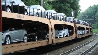 DB Car Transporter train with brand new Ford automobiles 22 06 15