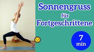 Yoga Sonnengruss für Fortgeschrittene mit HERZ-Kreislauf Training