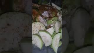 Unique Guava Fruit Mix amrud masala chaat   Pakistan Indian Street Food #shorts #amrudchaat #pyara