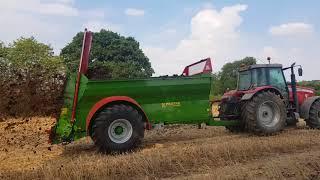 Pronar N161/3 muckspreader