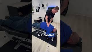 The loudest mid back crack in history!  #holymoly #cracked #chiropractor #chiropractic #adjustment