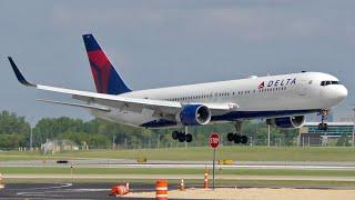 Delta 767-332(ER) Landing and Takeoff at MSP Airport