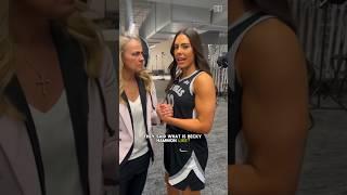 This exchange between Kelsey Plum & Becky Hammon 