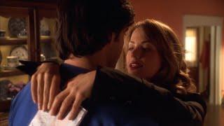 Smallville || Crimson 6x13 (Clois) || Lois Flirts with Clark [HD]