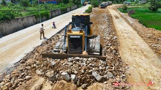 Impressive Bulldozer Techniques Land leveling with Shantui dozer operation, Komatsu dozer features