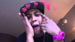 Jasper Dolphin In Love