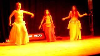 shahyra con velo