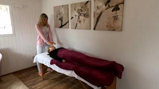 So läuft eine Reiki-Behandlung ab