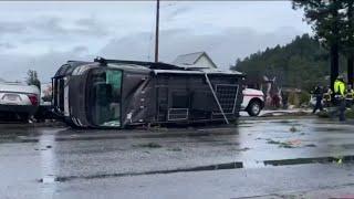 Tornado aterrizó en Scotts Valley, volteó coches y bajó líneas eléctricas