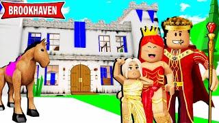 I Started A ROYAL FAMILY With My BOYFRIEND In BROOKHAVEN! (Roblox Brookhaven RP)